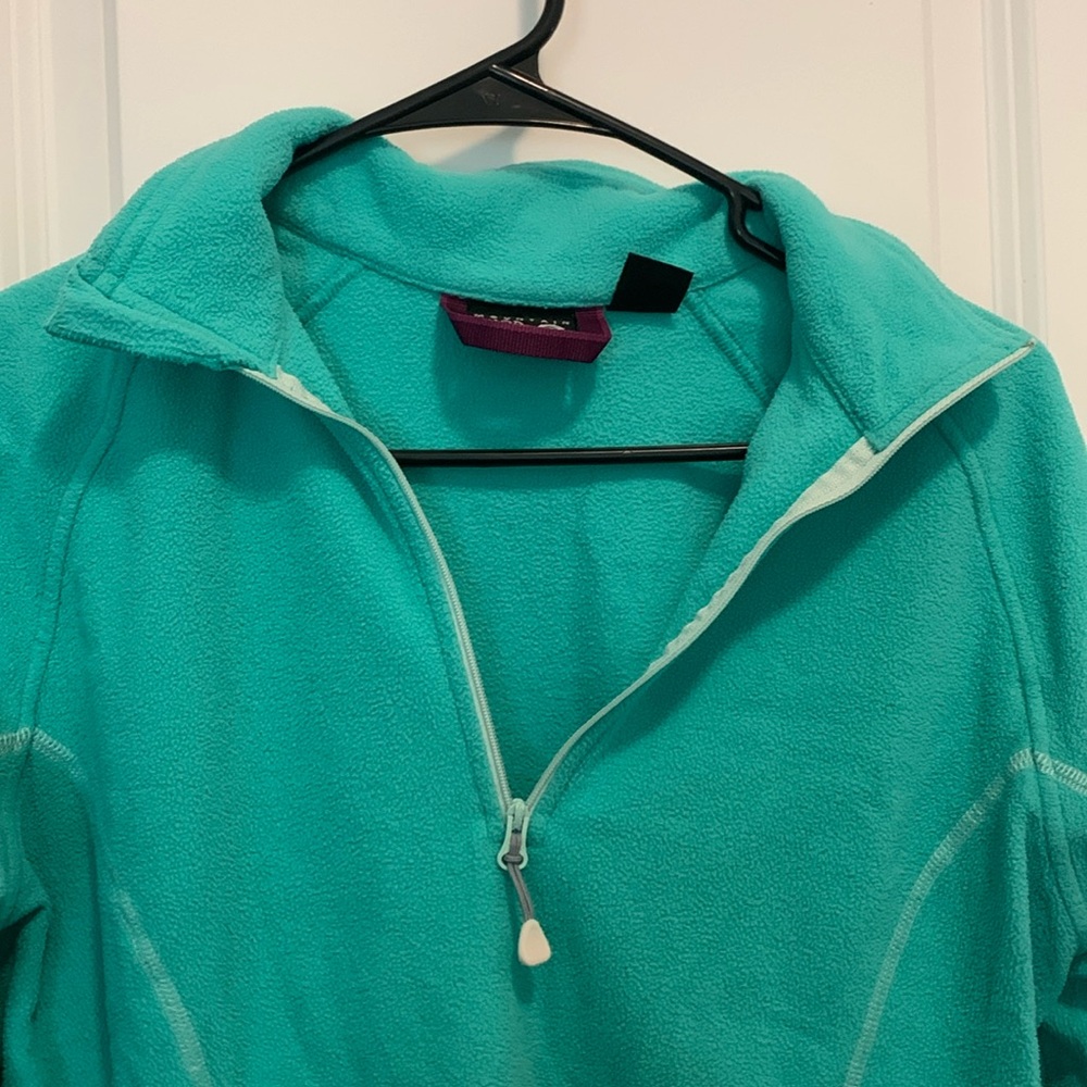 Mountain Hardwear fleece pullover